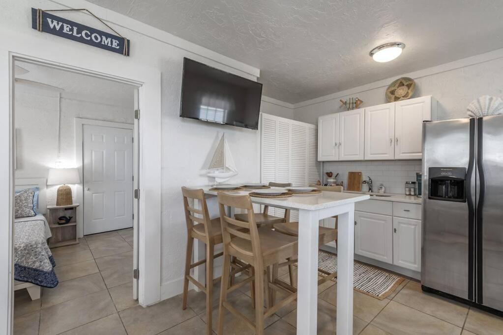 The Sea House Waterfront Apt By Downtown Tampa Exterior photo